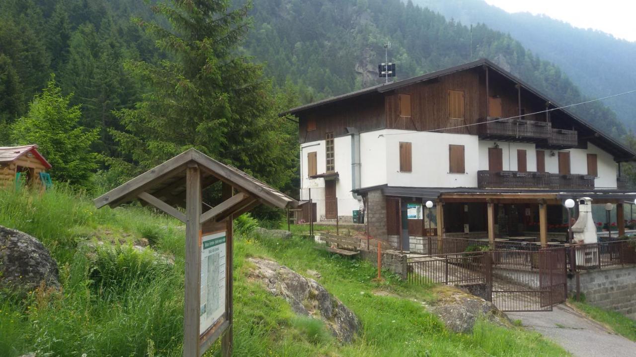 Rifugio Stella Alpina Hotel Saviore dell'Adamello Ngoại thất bức ảnh