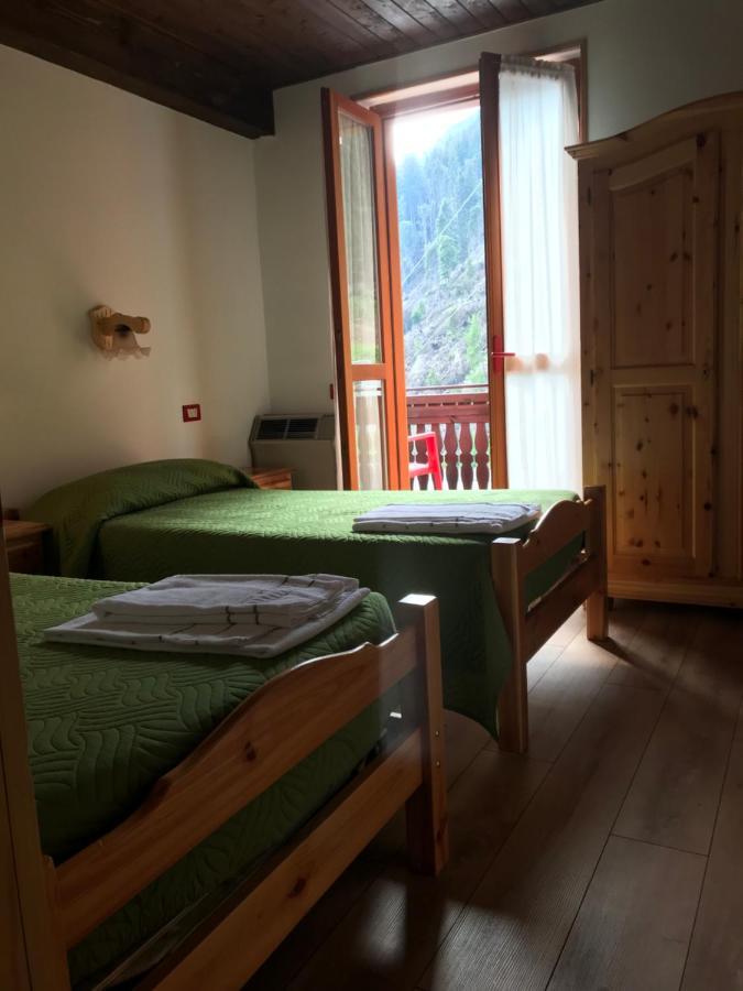 Rifugio Stella Alpina Hotel Saviore dell'Adamello Ngoại thất bức ảnh